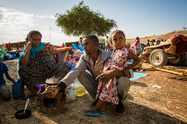 (PHOTO shows displaced Ethiopians. CREDIT: NRC)